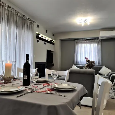 Lirtzis Luxury *