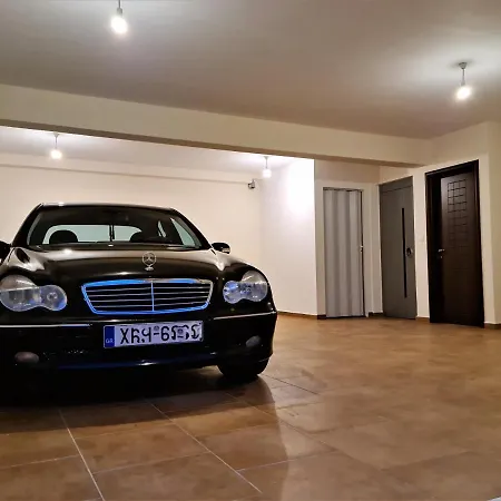 Lirtzis Luxury *
