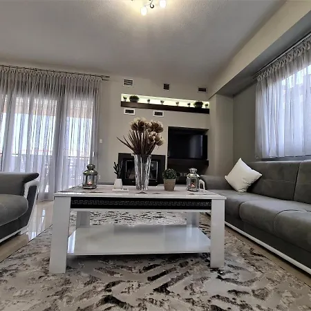 Lirtzis Luxury Villa