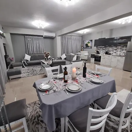 Lirtzis Luxury Villa Polýgyros
