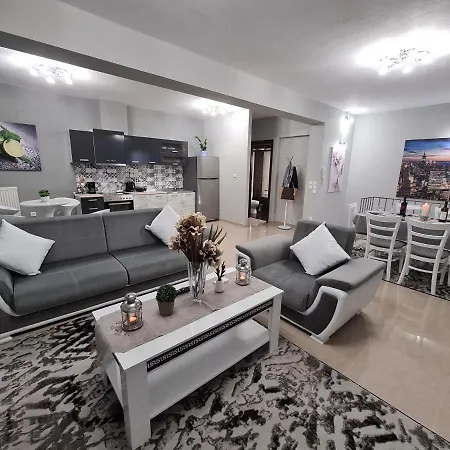 Villa Lirtzis Luxury *